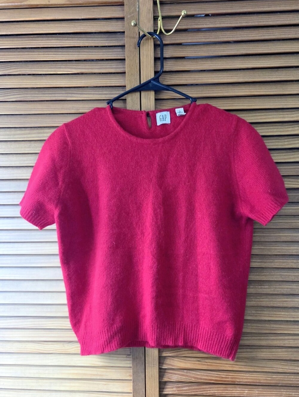 Vintage 1991 GAP Red Lambswool & Angora Blend Short Sleeve Sweater Crop Keyhole